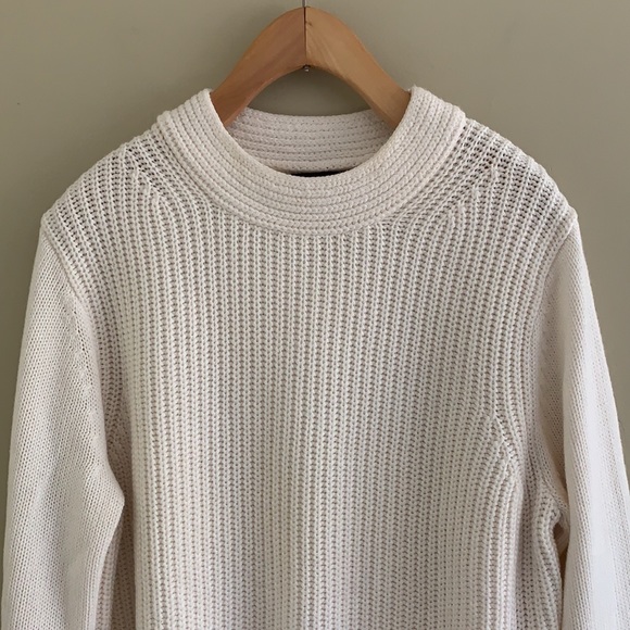 BANANA REPUBLIC Mockneck Sweater - Medium - Picture 3 of 5